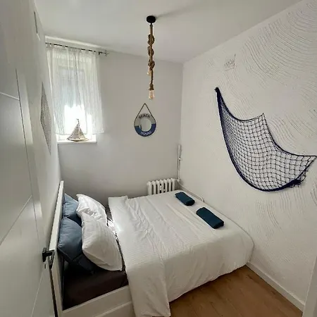 Sailor Apartment By Marina Old Town For 8 People, Free Parking! Gdansk Exterior photo